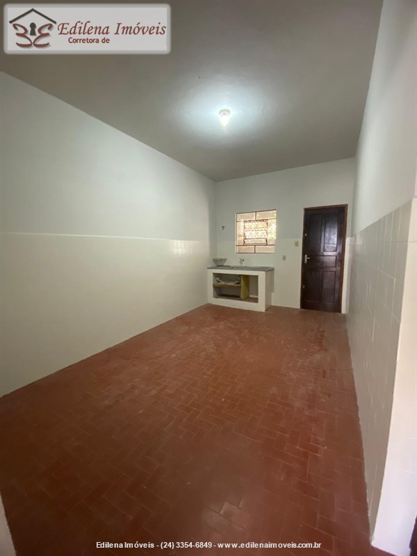 Casa para Alugar no Vila Julieta em Resende