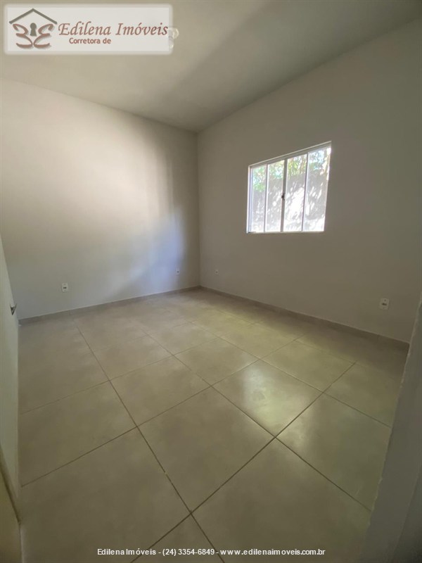 Casa para Alugar no Vila Julieta em Resende