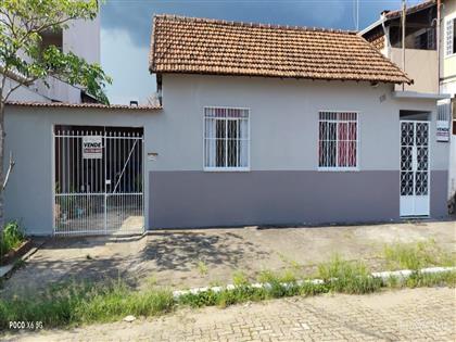 Casa à Venda