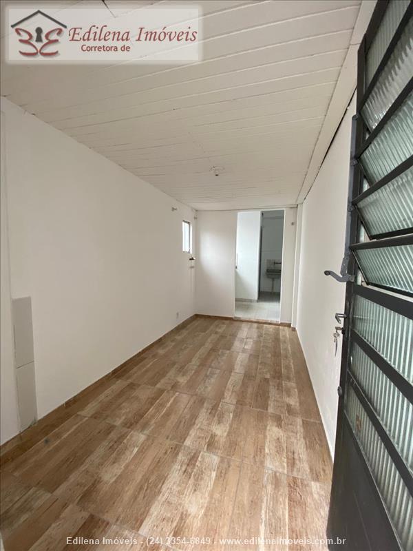 Kitnet para Alugar no Vila Julieta em Resende