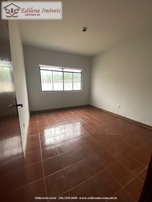 Casa para Alugar no Vila Hulda Rocha em Resende