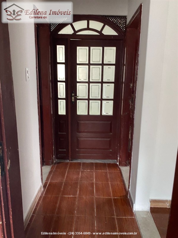 Casa para Alugar no Vila Hulda Rocha em Resende