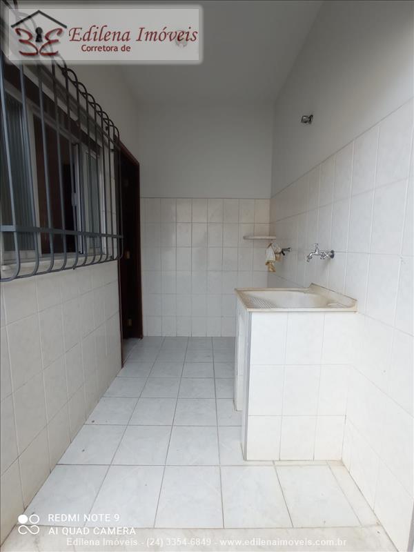 Casa para Alugar no Vila Julieta em Resende