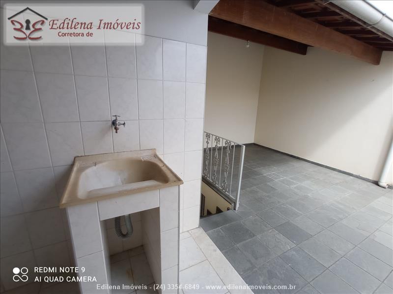 Casa para Alugar no Vila Julieta em Resende