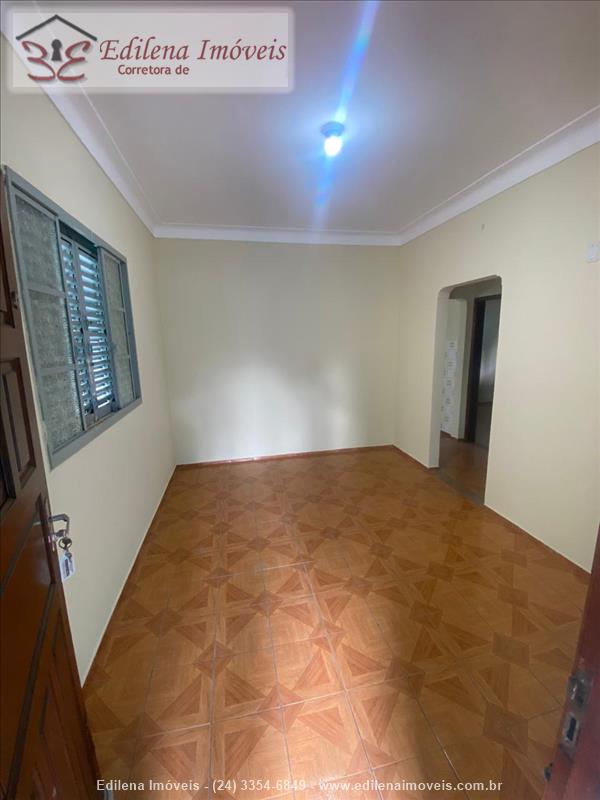 Casa para Alugar no Vila Julieta em Resende
