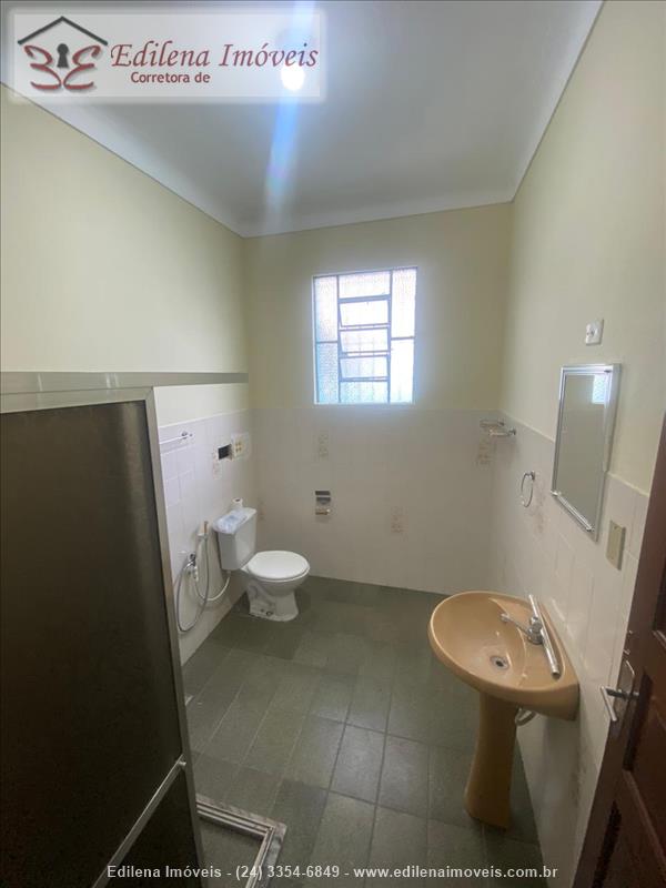 Casa para Alugar no Vila Julieta em Resende