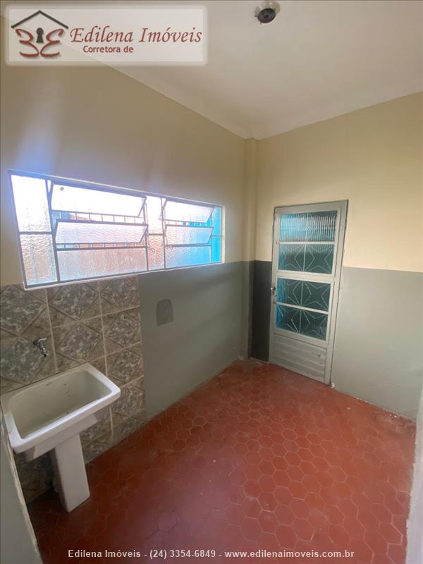 Casa para Alugar no Vila Julieta em Resende
