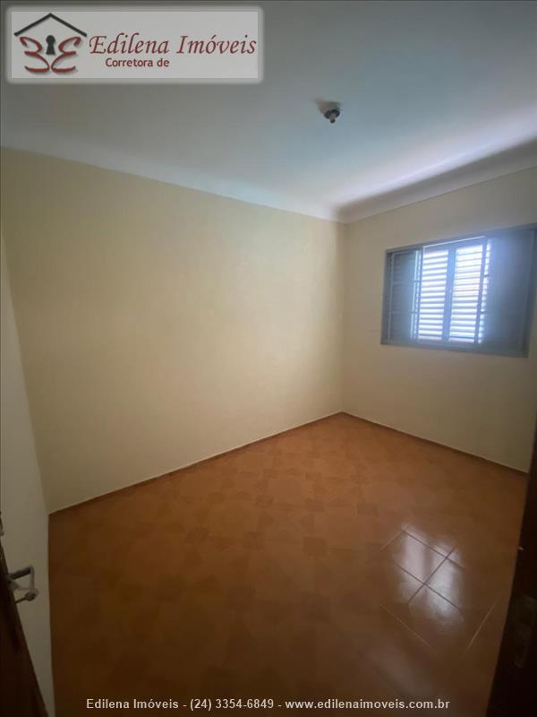 Casa para Alugar no Vila Julieta em Resende