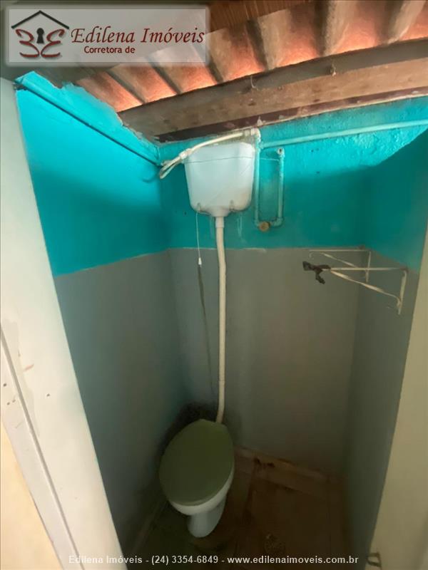 Casa para Alugar no Vila Julieta em Resende
