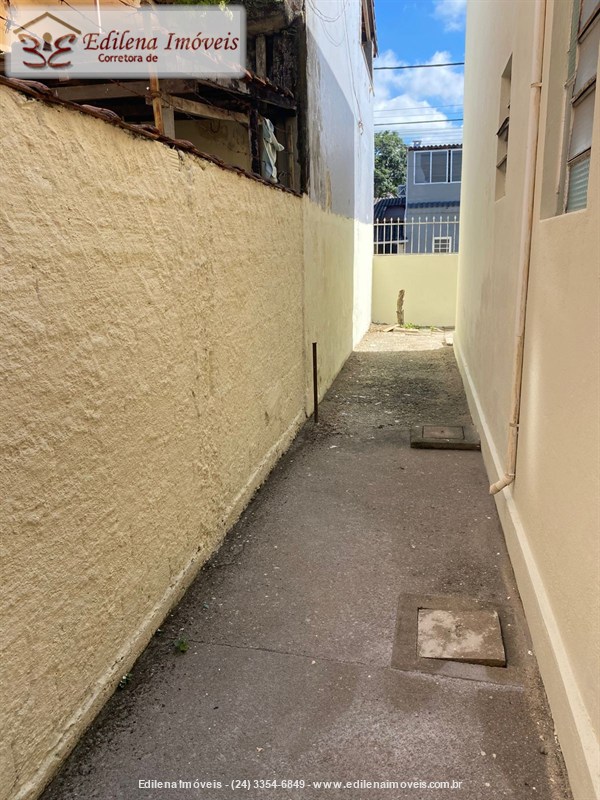 Casa para Alugar no Vila Julieta em Resende