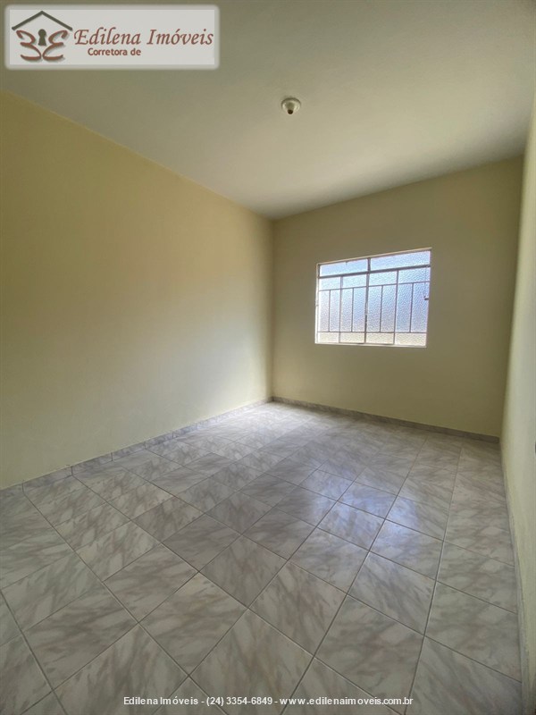 Casa para Alugar no Vila Julieta em Resende