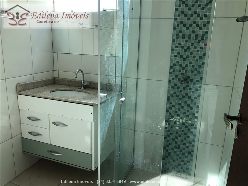 Casa para Alugar no Vila Julieta em Resende