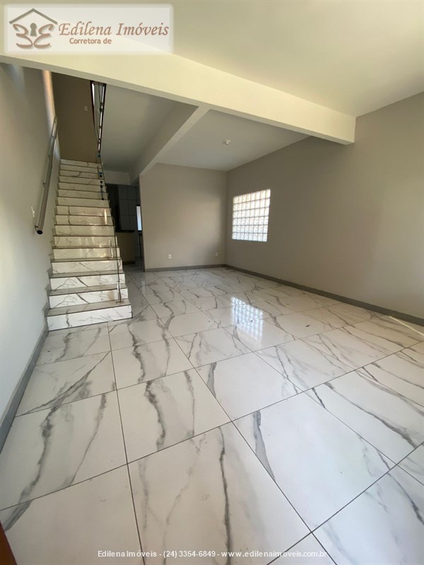 Casa para Alugar no Vila Julieta em Resende