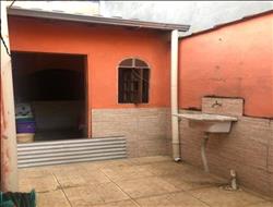 Casa à Venda