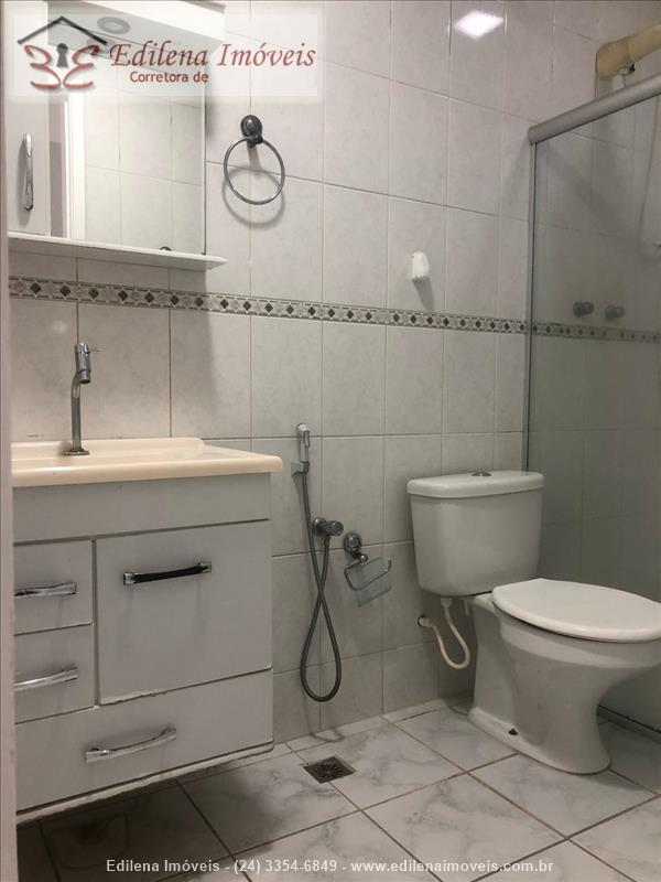 Apartamento para Alugar no Comercial em Resende