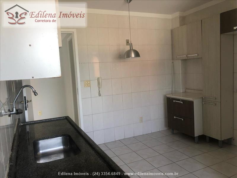 Apartamento para Alugar no Comercial em Resende