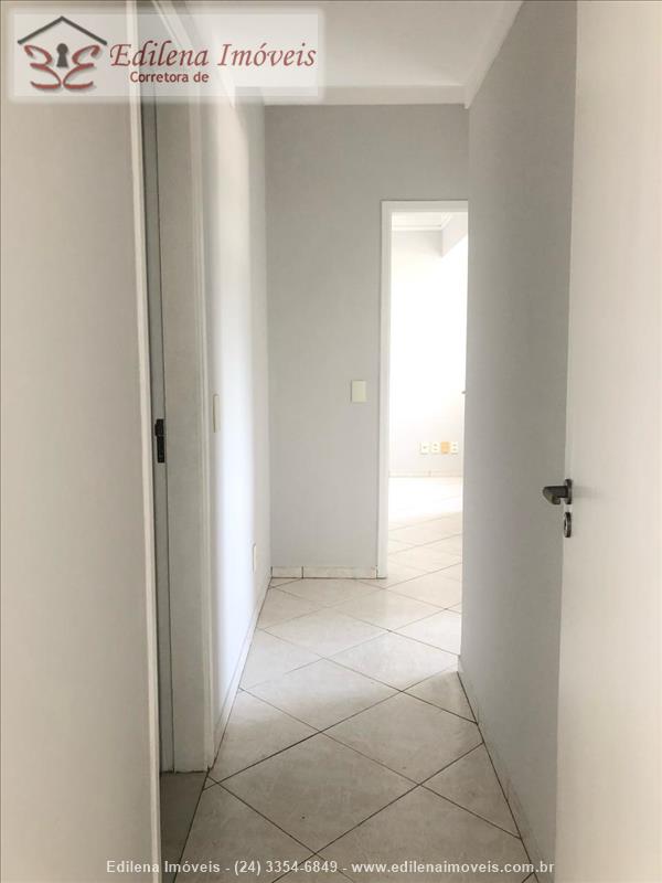 Apartamento para Alugar no Comercial em Resende