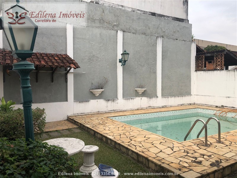 Casa a Venda no Jardim Brasília 2 em Resende