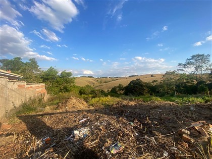 Terreno à Venda