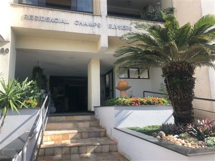 Apartamento à Venda