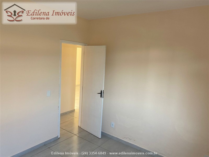 Apartamento a Venda no Comercial em Resende