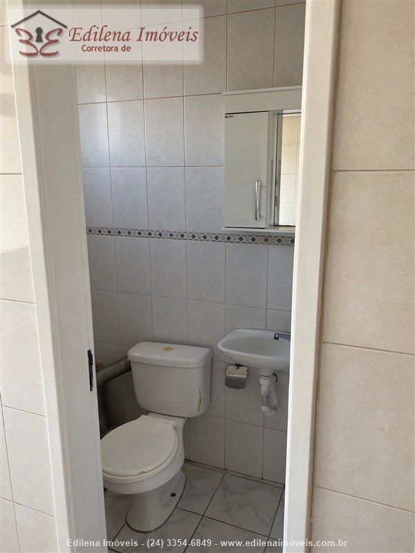 Apartamento a Venda no Comercial em Resende