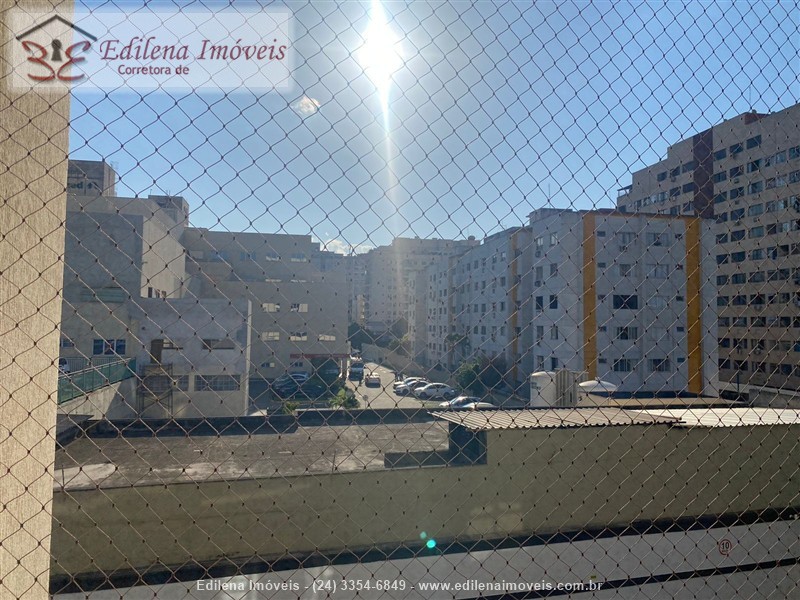 Apartamento a Venda no Comercial em Resende