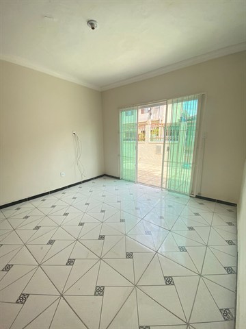 Casa à Venda