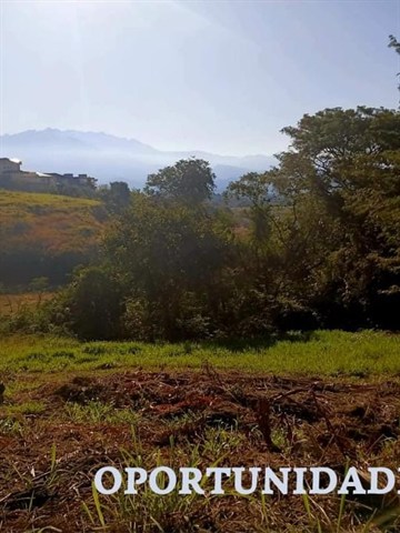 Terreno à Venda