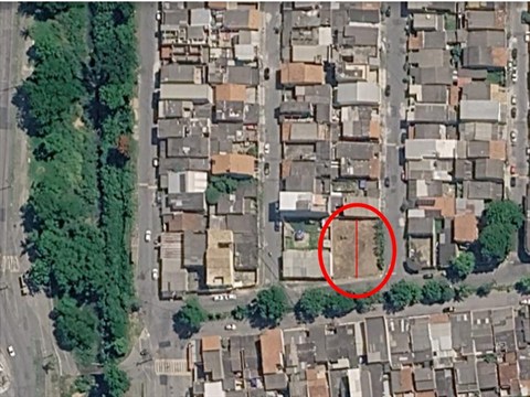 Terreno à Venda