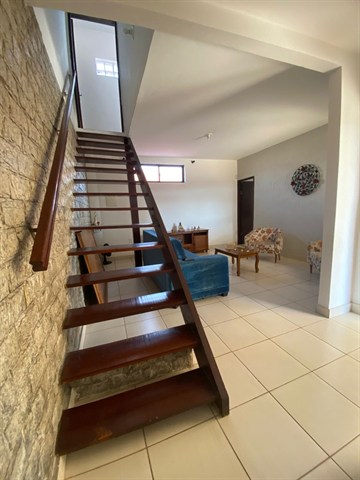 Casa à Venda
