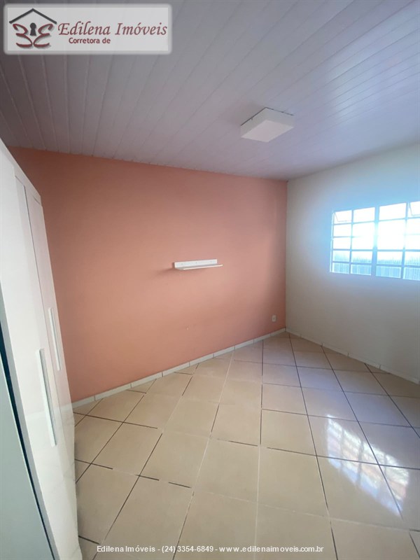 Casa para Alugar no Vila Julieta em Resende