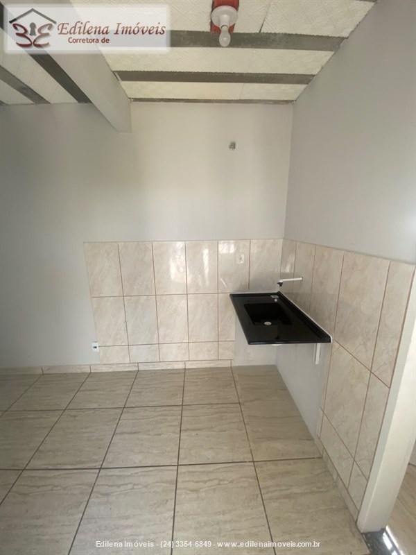 Casa para Alugar no Vila Julieta em Resende