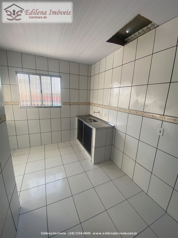 Casa para Alugar no Vila Julieta em Resende